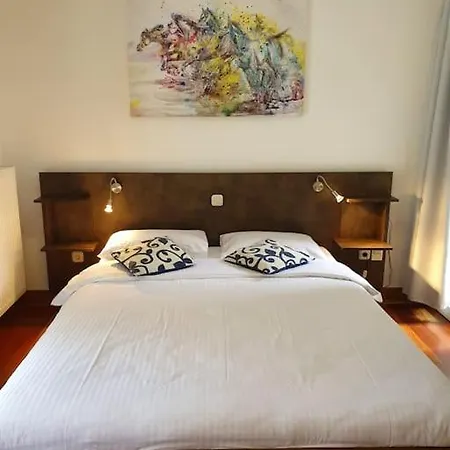 Novi Escape 2 Beachfront 4 Star נובי ווינודולסקי