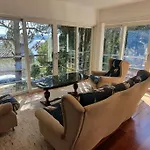 Novi Escape 2 Beachfront 4 Star