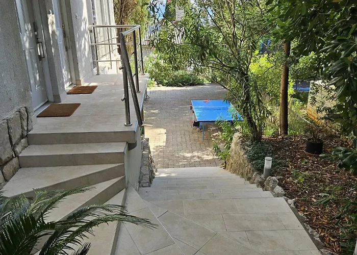 Prázdninový dům Novi Escape 2 Beachfront 4 Star *