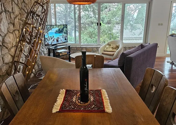 Novi Escape 2 Beachfront 4 Star Prázdninový dům